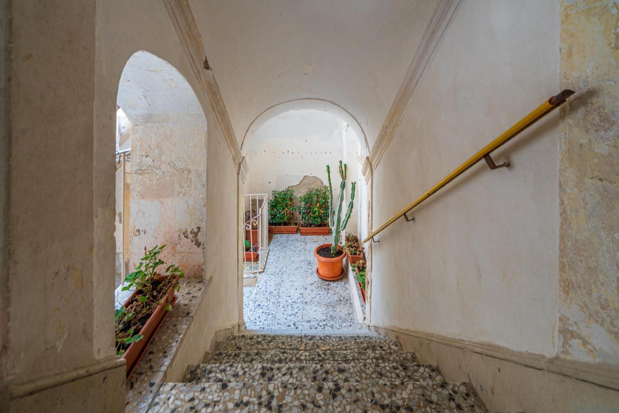 Hotiday Room Collection - Ortigia Opera Syracuse Buitenkant foto