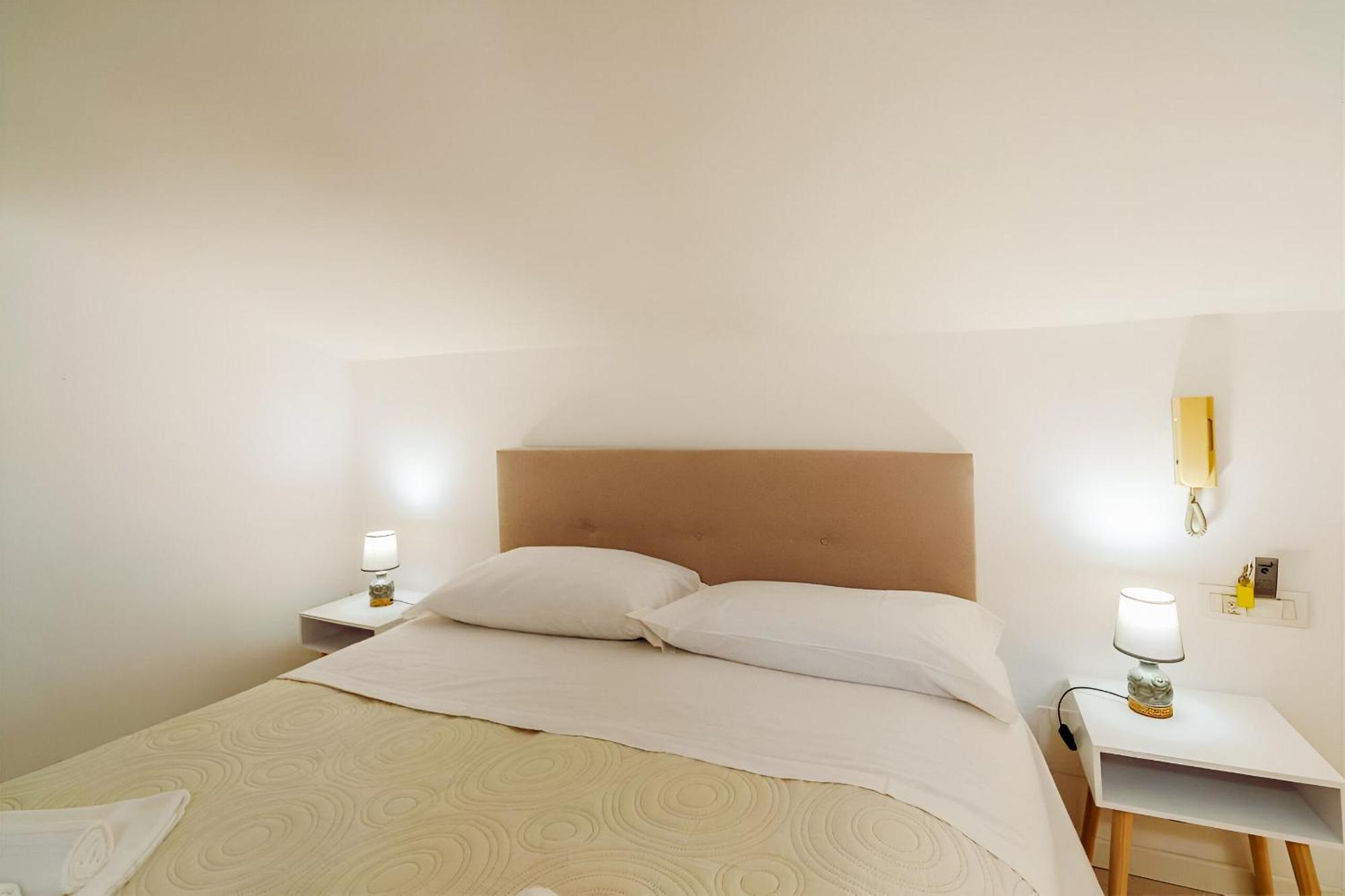 Hotiday Room Collection - Ortigia Opera Syracuse Buitenkant foto